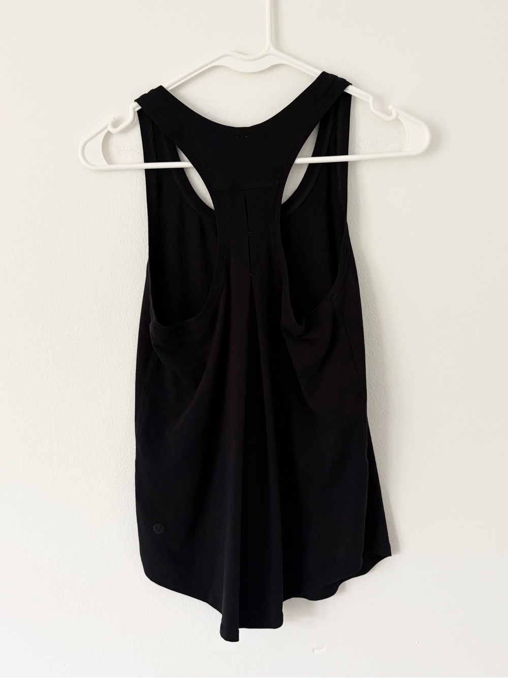 Lululemon Black Pleated Back Love Tank Top Size 4 - Picture 6 of 9